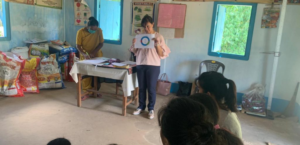 Mooncatcher Project - Meghalaya - Dr.  Vianca Laloo discussing Menstrual Hygiene among adolescent schoolgirls- July 2021